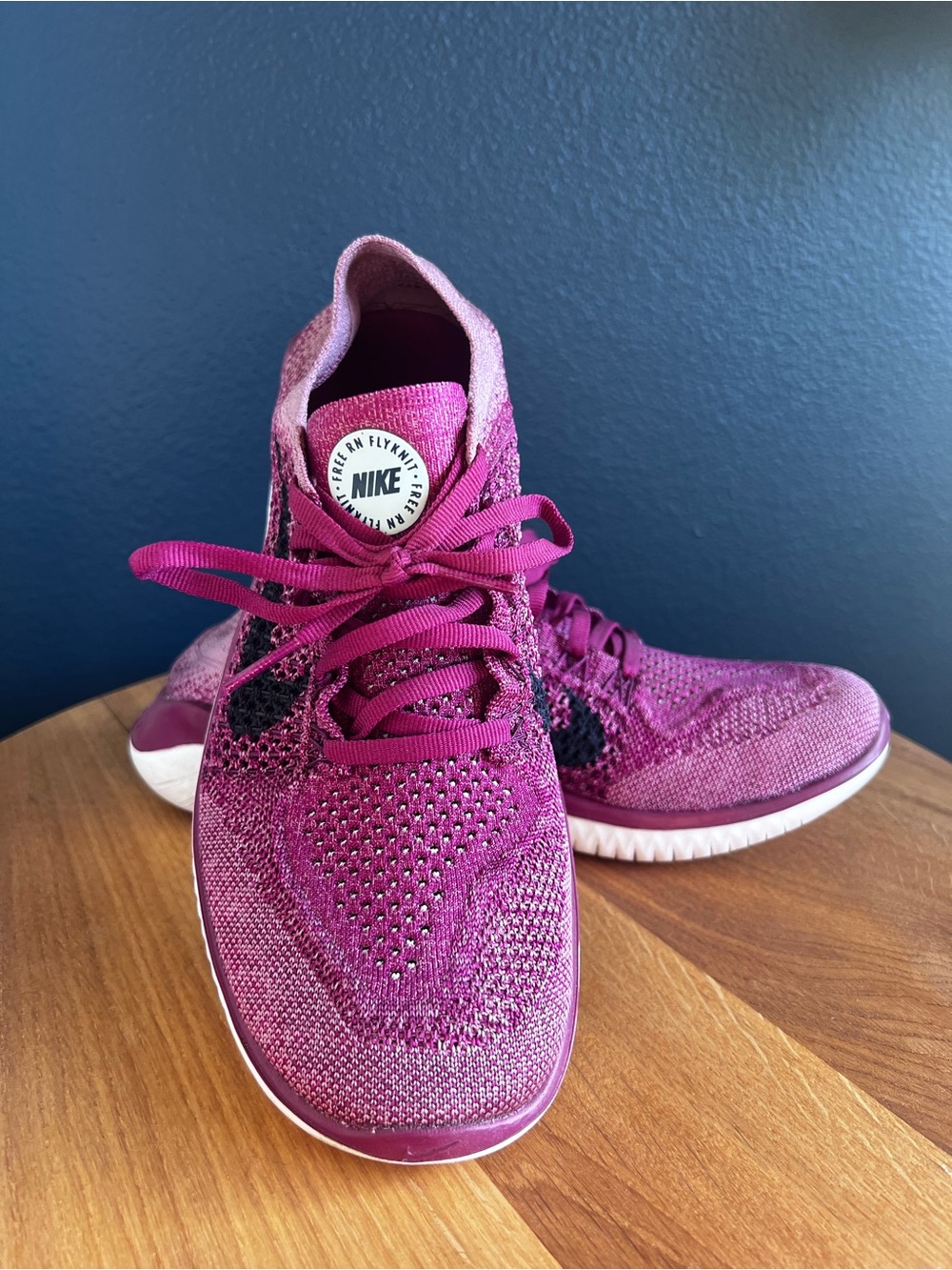 Nike Women's Flyknit Trainer - Fuchsia